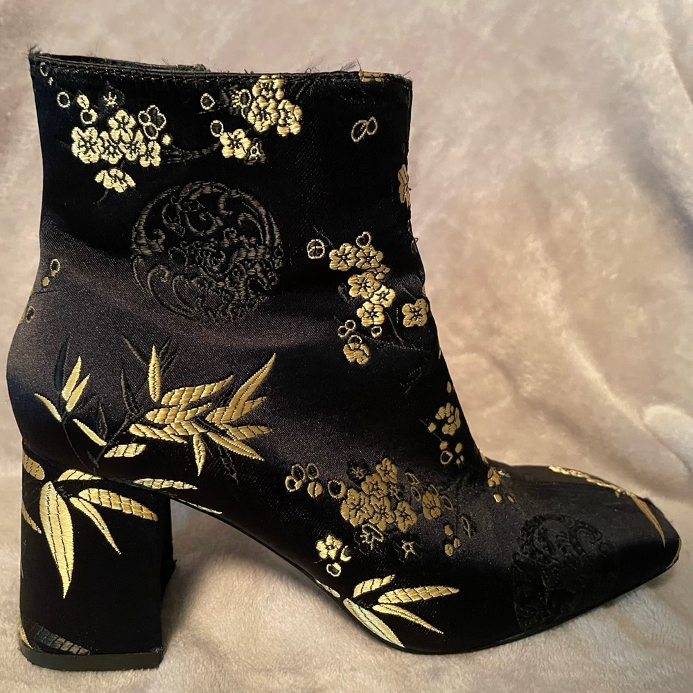 ZARA Black & Gold Dress Boots 6.5